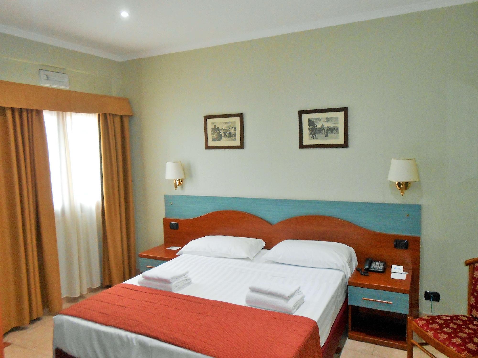 Riviera 3*