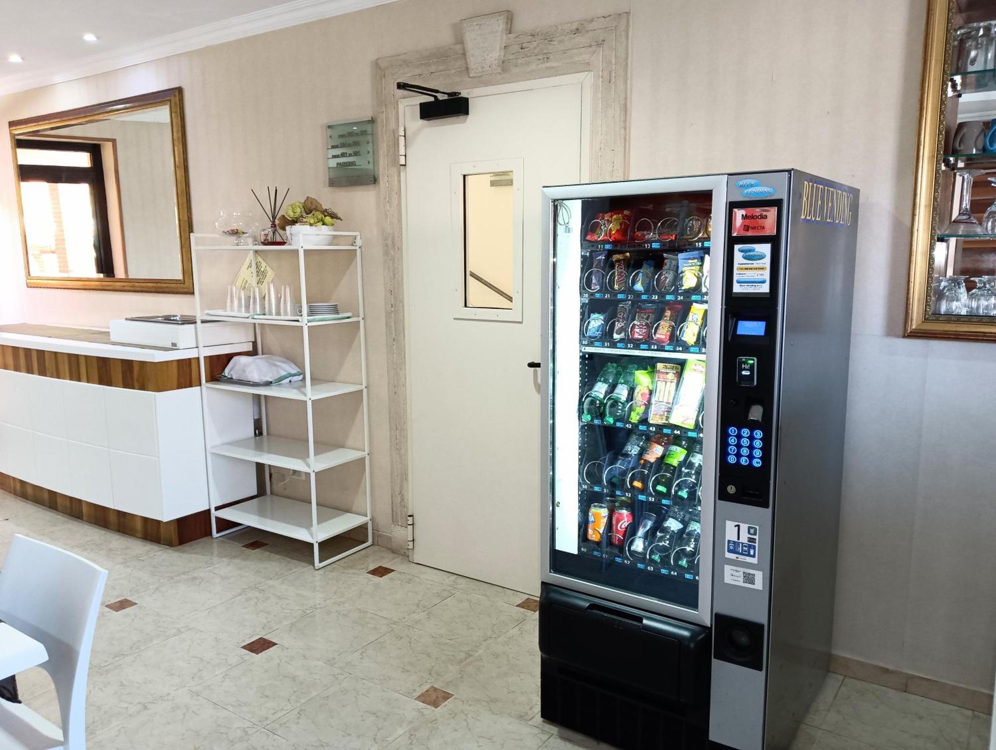 Riviera 3*