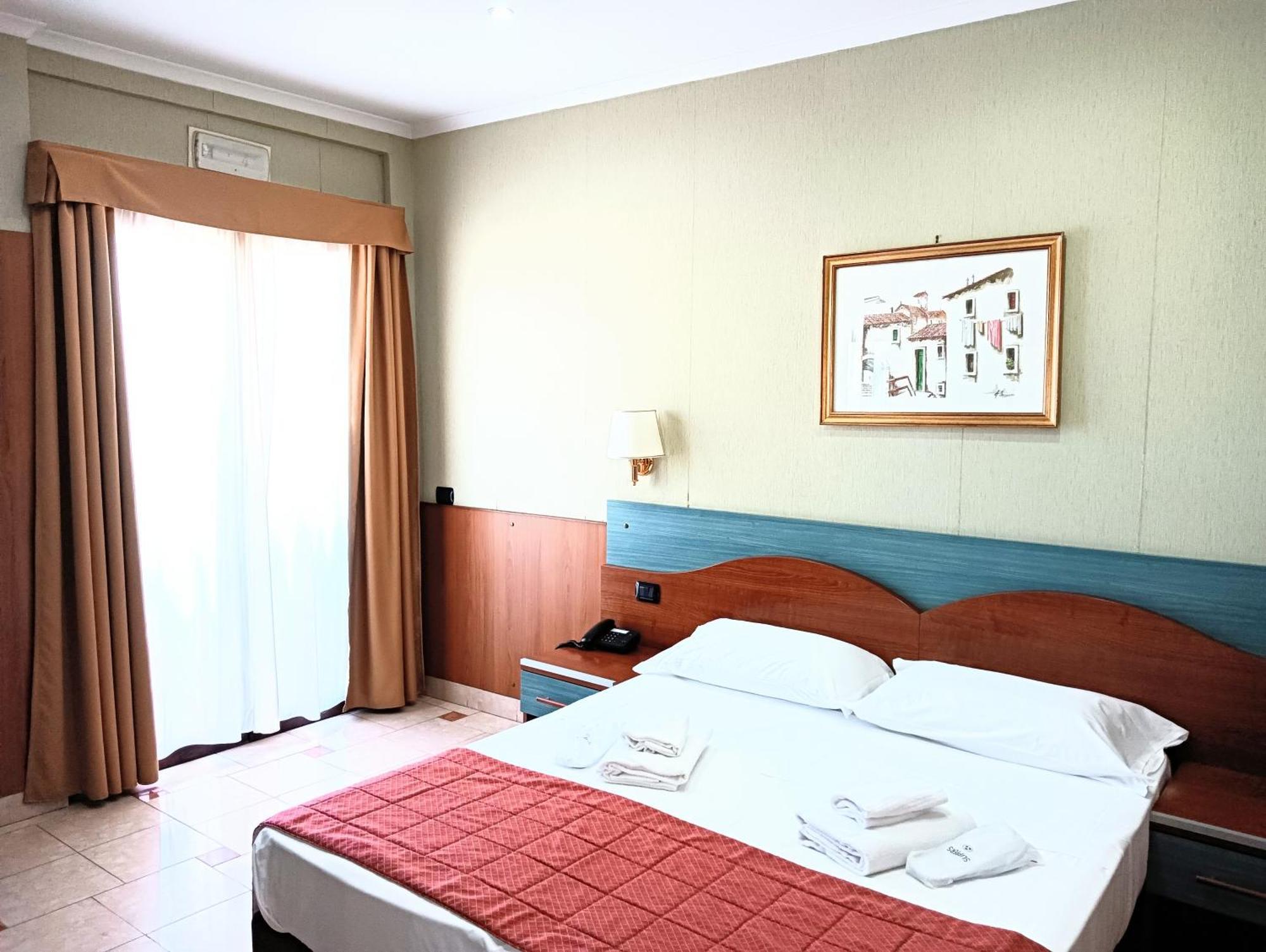 Riviera Hotel