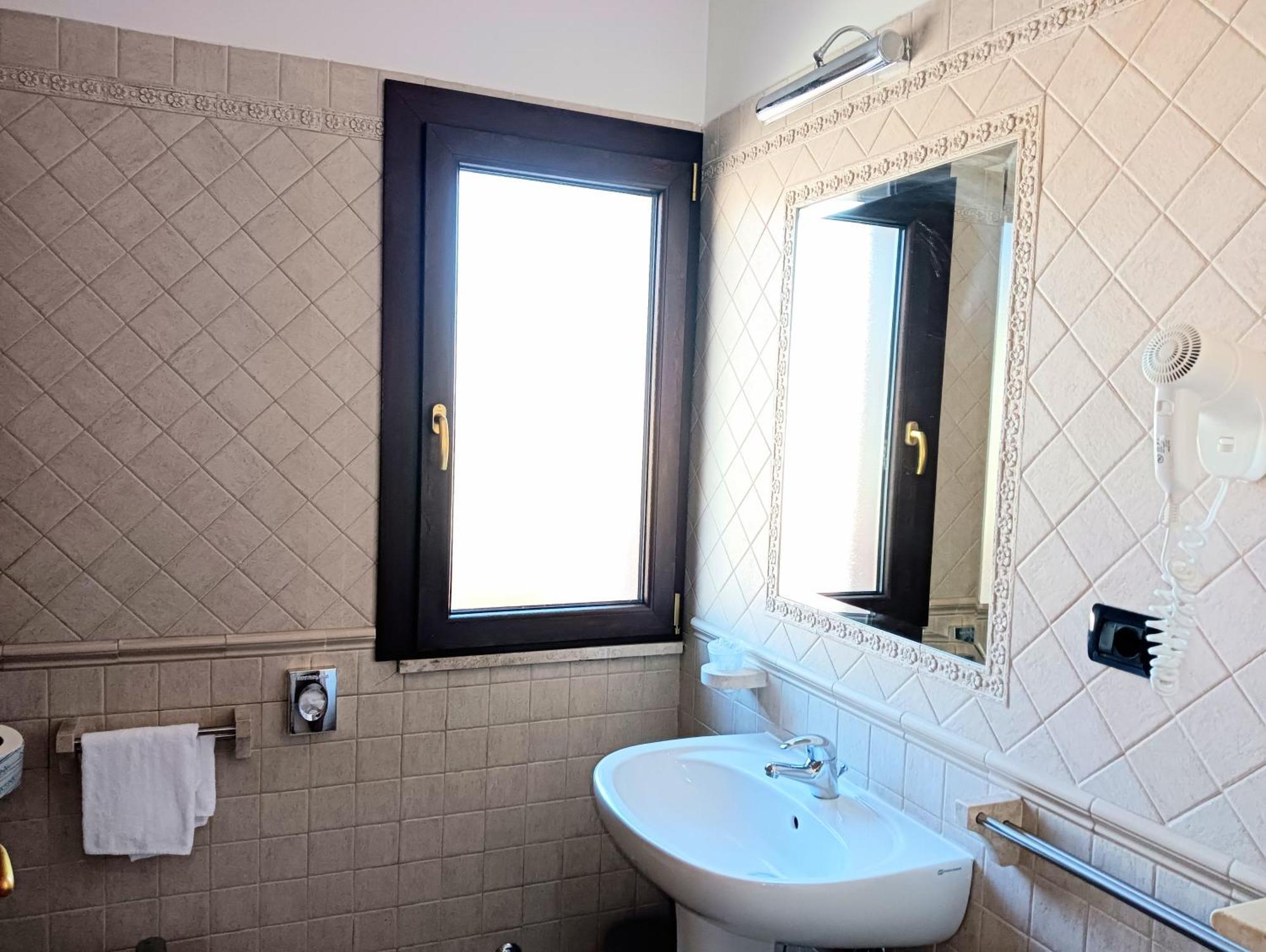 Hotel Riviera 3*
